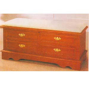 Cedar Chest w/Cushion Seat 5620 (ABC)