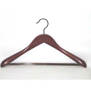 Taurus Wide Shoulder Suit Hanger TRB8837 (PMFS)